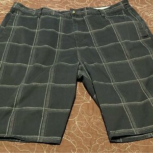 Volcom Men’s Shorts Size 40